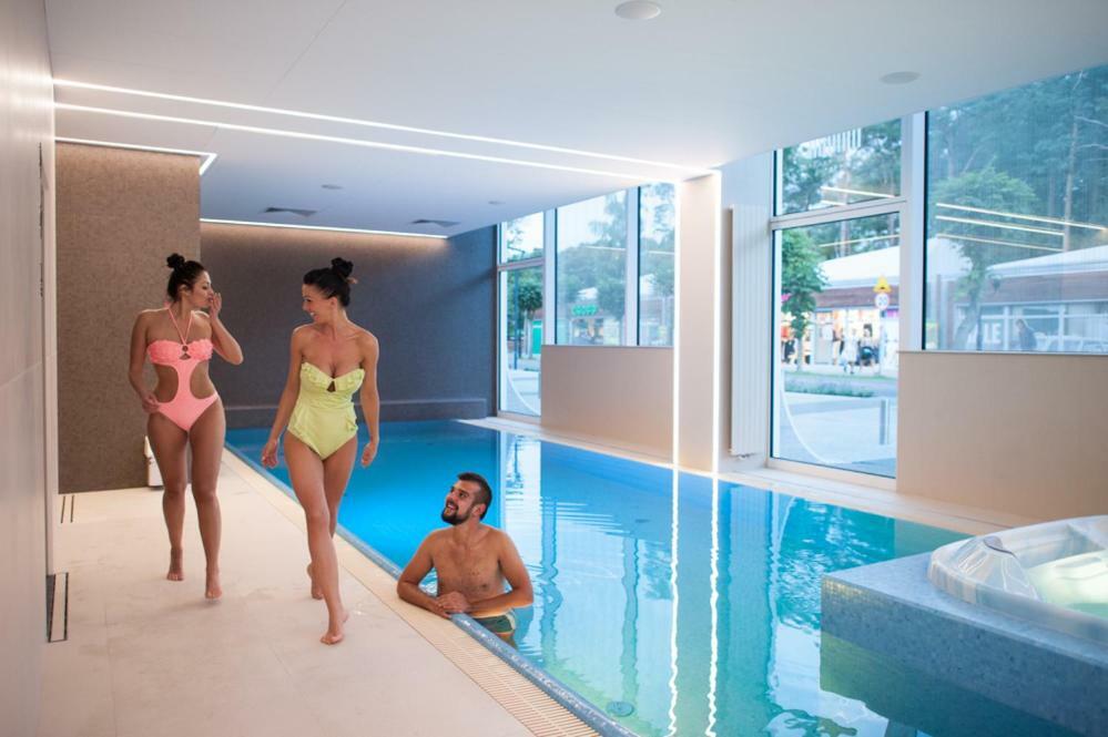 Baltic Palace Lejlighedshotel Pobierowo Eksteriør billede